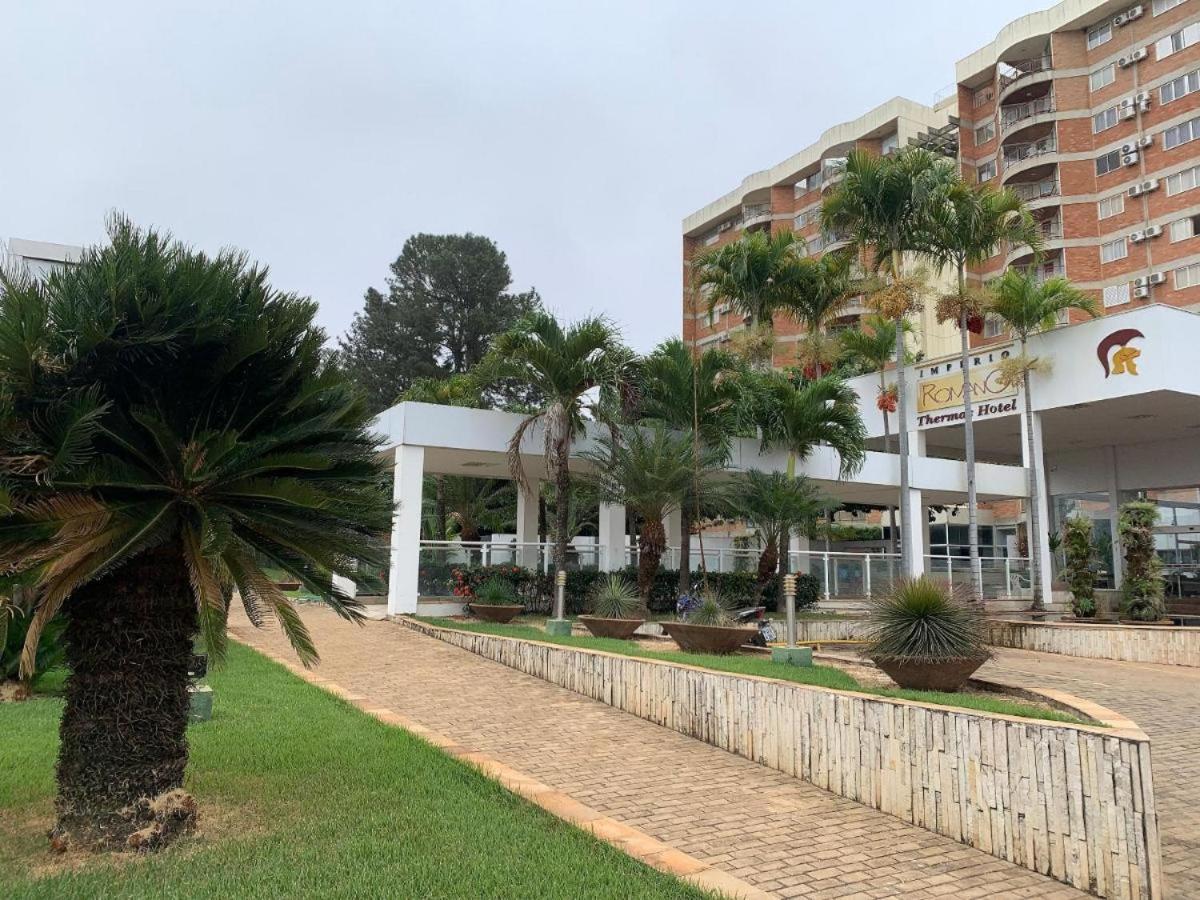 Apartamento Imperio Romano - 2 Quartos, 24Hs Piscina Caldas Novas Eksteriør billede